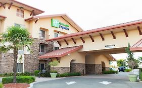 Holiday Inn Express Turlock Ca